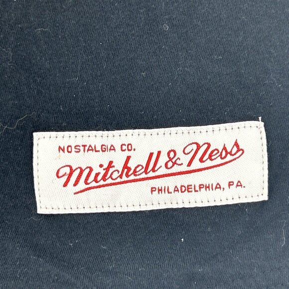 Boston Bruins Shirt Women's M Black Yellow Mitchell & Ness 3/4 Sleeve Henley NHL - Picture 3 of 9